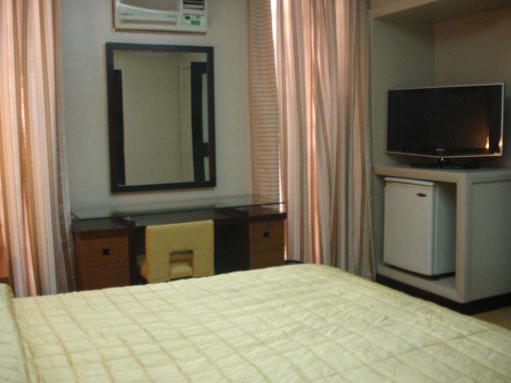 Bacolod Business Inn Exterior foto
