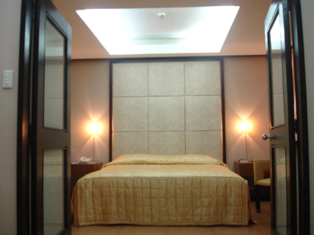 Bacolod Business Inn Exterior foto